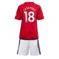 Koszulka piłkarska Manchester United Casemiro #18 Strój Domowy dla dzieci 2023-24 tanio Krótki Rękaw (+ Krótkie spodenki)